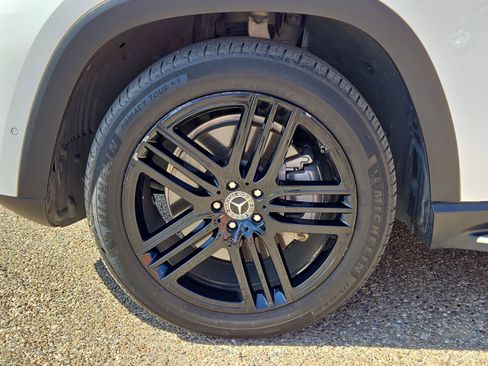 Used 2020 Mercedes-Benz GLS 450 4MATIC image 11