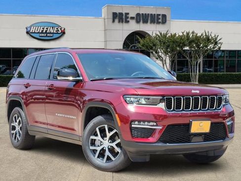 Certified 2025 Jeep Grand Cherokee Limited AWD/4WD image 1