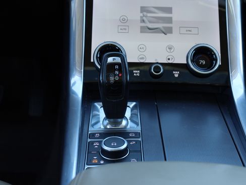 Used 2018 Land Rover Range Rover Sport Supercharged image 23