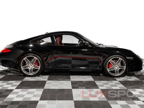 Used 2009 Porsche 911 Carrera S RWD image 8