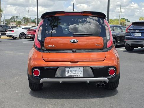 Used 2018 Kia Soul ! w/ Tech Package FWD image 8