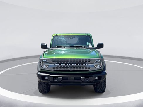 Certified 2025 Ford Bronco Badlands AWD/4WD image 2