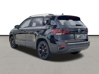 New 2024 Volkswagen Taos SE