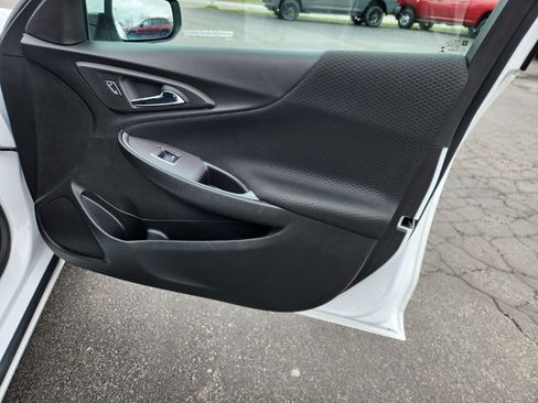 Used 2023 Chevrolet Malibu LT image 10