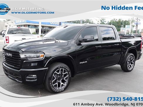 Used 2025 RAM 1500 Laramie w/ Sport Appearance Package AWD/4WD image 1