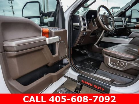 Used 2017 Ford F250 King Ranch w/ King Ranch Ultimate Package image 32