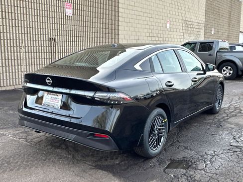 New 2026 Nissan Sentra SV w/ Floor Mat Package FWD image 4