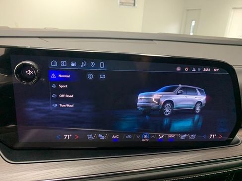 New 2026 Chevrolet Tahoe Premier w/ Sun And Tow Package image 39