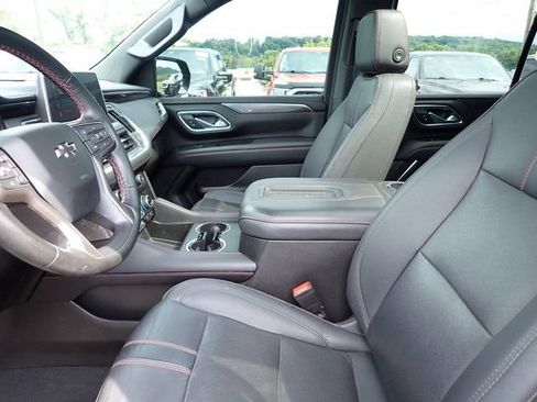 Used 2023 Chevrolet Tahoe RST w/ Luxury Package AWD/4WD image 17