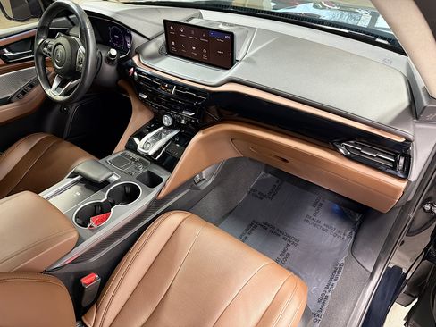 Used 2024 Acura MDX FWD w/ Technology Package image 15