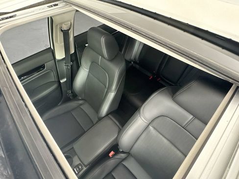 Used 2024 Honda Civic Touring image 25