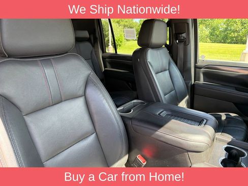 Used 2021 Chevrolet Suburban RST w/ Luxury Package AWD/4WD image 27