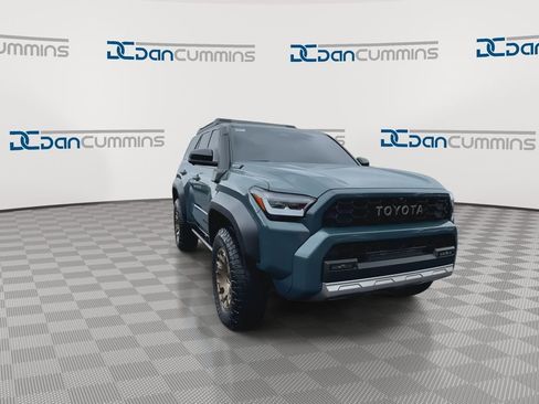 Used 2026 Toyota 4Runner Trailhunter AWD/4WD image 2