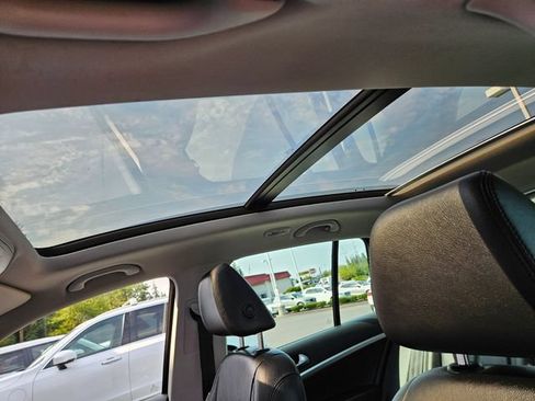 Used 2013 Volkswagen Tiguan SEL AWD/4WD image 18