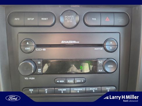 Used 2006 Ford Mustang GT Premium image 28