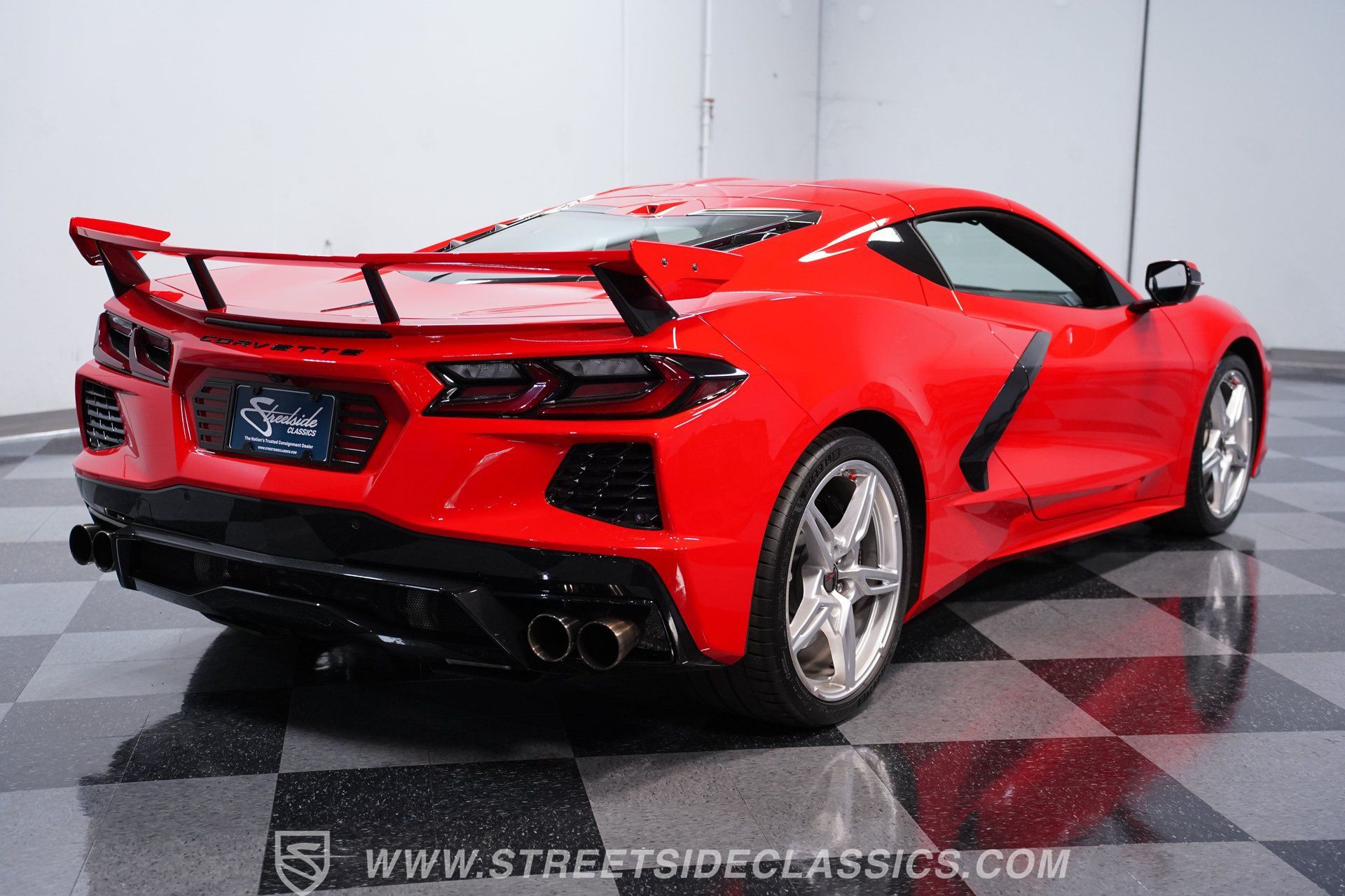 Used 2021 Chevrolet Corvette Stingray Preferred Cpe w/ Z51 Performance Package RWD image 10