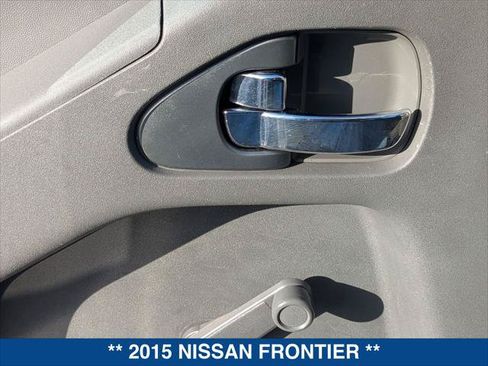 Used 2015 Nissan Frontier S RWD image 11