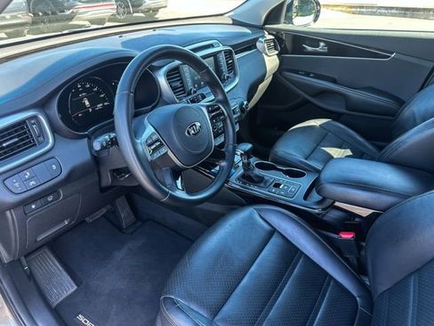 Used 2019 Kia Sorento EX AWD/4WD image 13