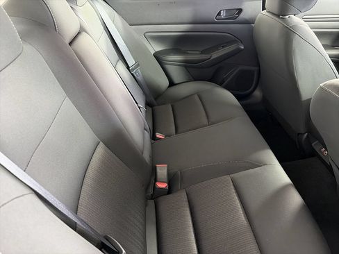 Used 2025 Nissan Altima 2.5 SV FWD image 23