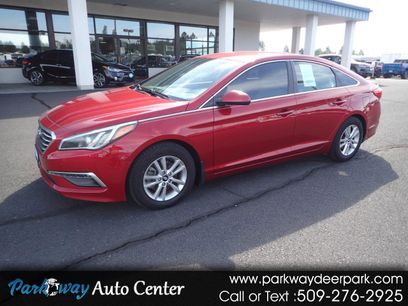 Used 2015 Hyundai Sonata SE w/ Option Group 09