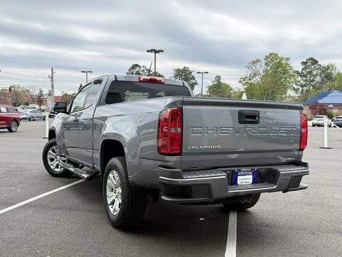 Used 2022 Chevrolet Colorado LT w/ Fleet Safety Package image 5