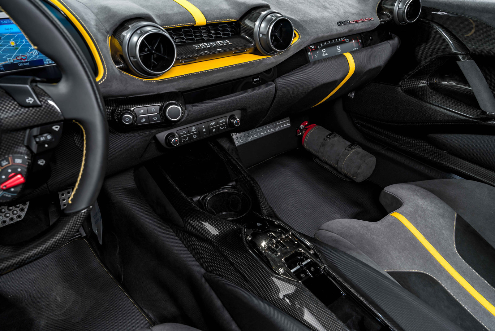 Used 2022 Ferrari 812 Competizione RWD image 22