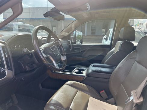 Used 2015 GMC Sierra 2500 SLT w/ Duramax Plus Package image 8