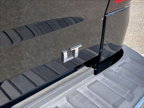 Used 2018 Chevrolet Silverado 1500 LT w/ All Star Edition image 27