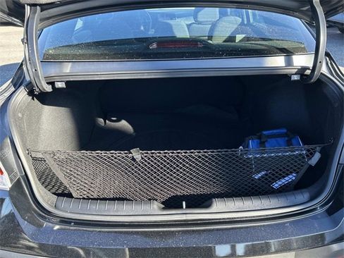 Used 2025 Hyundai Elantra Sport image 13