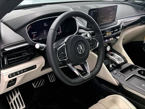 New 2026 Acura MDX A-Spec image 2
