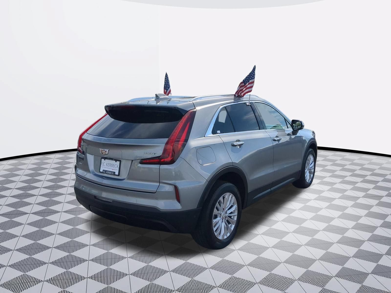 Certified 2024 Cadillac XT4 Luxury w/ Cold Weather Package AWD/4WD image 7