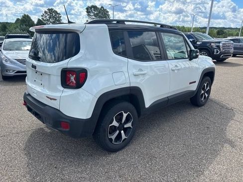 Used 2022 Jeep Renegade Trailhawk w/ Trailer Tow Group AWD/4WD image 3