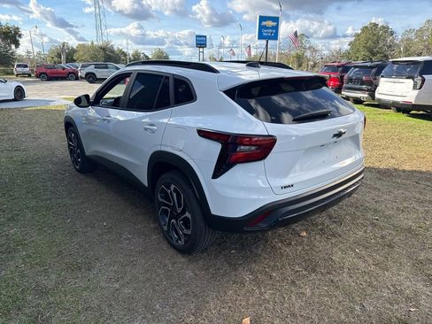 New 2026 Chevrolet Trax RS w/ Sunroof Package image 5