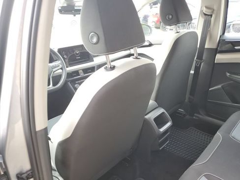 Certified 2025 Volkswagen Taos S AWD/4WD image 14