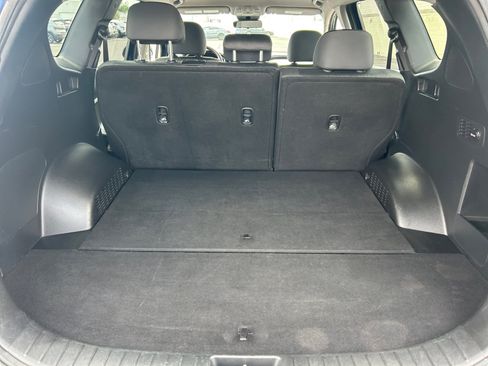 Used 2019 Hyundai Santa Fe SE FWD image 31