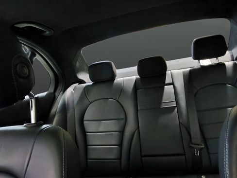 Used 2019 Mercedes-Benz C 300 4MATIC Sedan image 22