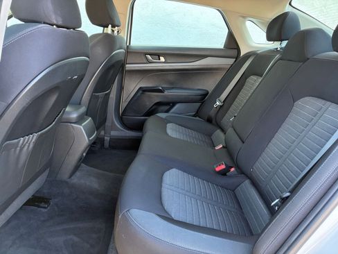 Used 2025 Kia K5 LXS image 24