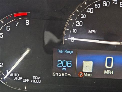 Used 2018 Cadillac XT5 Luxury w/ Driver Awareness Package FWD image 10
