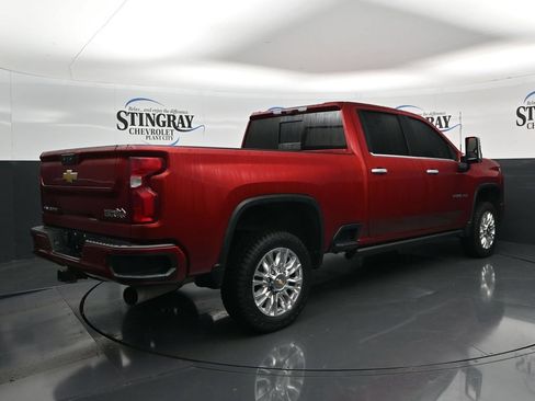 Used 2023 Chevrolet Silverado 2500 High Country w/ LPO, Hitch Package AWD/4WD image 7