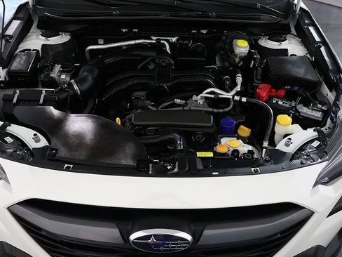 Used 2025 Subaru Outback Limited AWD/4WD image 37