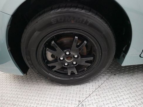 Used 2015 Toyota Prius Two image 27