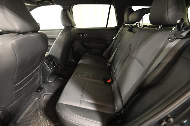 Certified 2026 Subaru Outback Touring XT AWD/4WD image 10