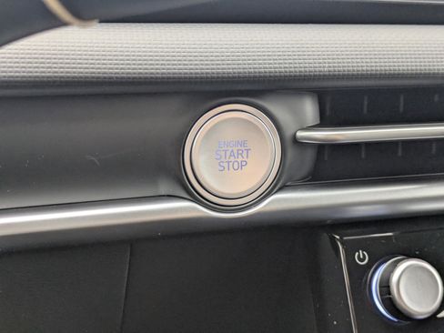 New 2026 Hyundai Tucson Limited image 36