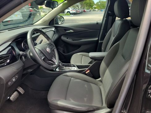 Used 2023 Buick Encore GX Select w/ Sport Touring Package FWD image 19