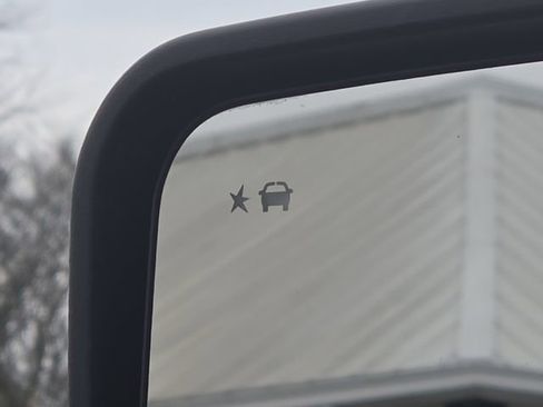 Used 2024 Chevrolet Silverado 1500 High Country w/ High Country Premium Package image 12