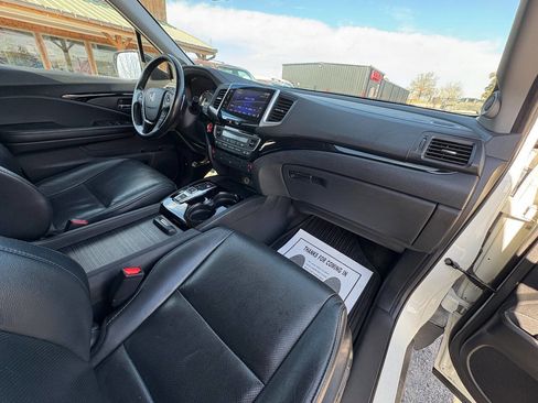 Used 2016 Honda Pilot Elite image 37