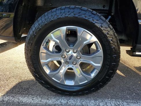 Used 2023 Ford F150 Platinum AWD/4WD image 5