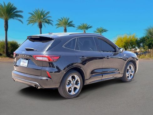 Certified 2024 Ford Escape ST-Line FWD image 5