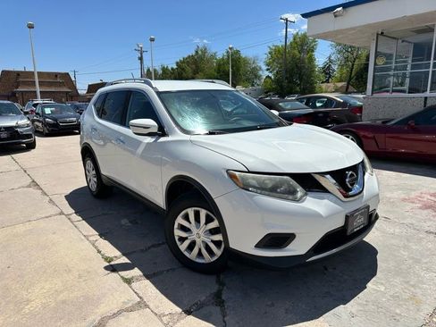 Used 2016 Nissan Rogue S w/ Appearance Package AWD/4WD image 1