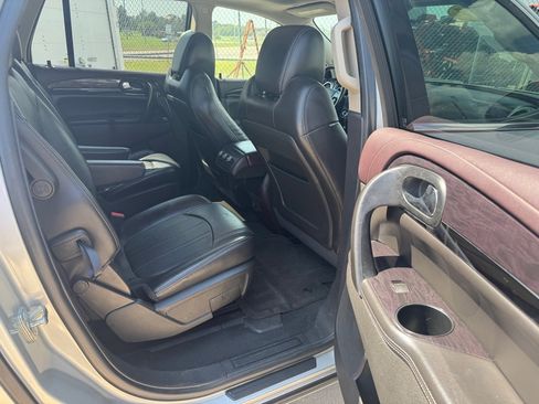 Used 2017 Buick Enclave Leather image 8